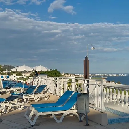 Apartman With Parking And Sea View *